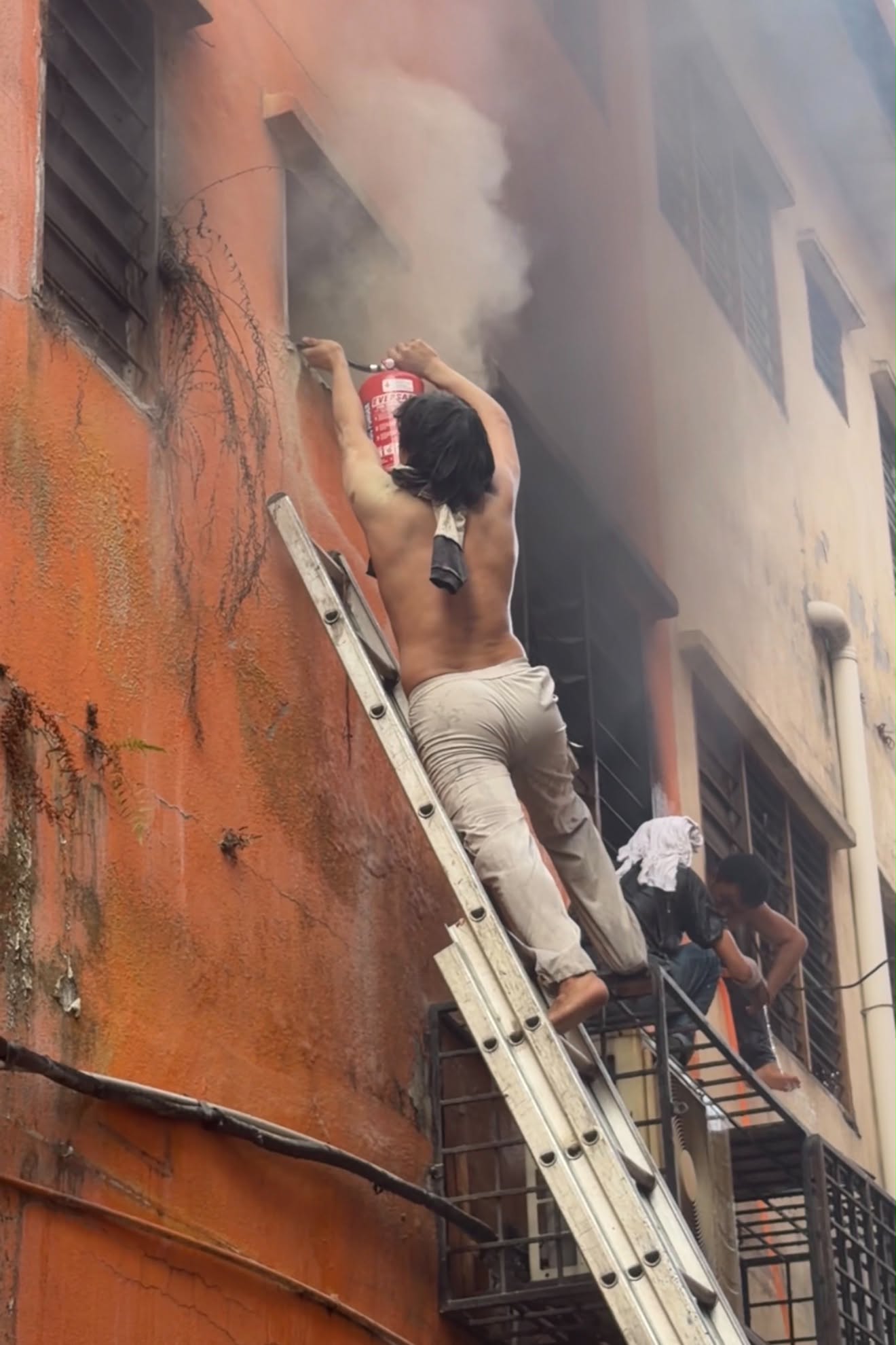 port klang shophouse fire hero