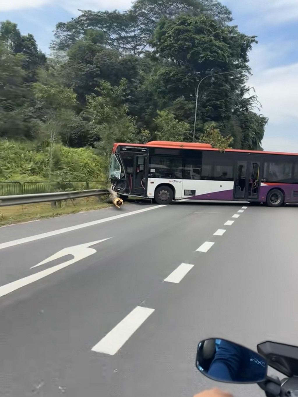 sbs transit bus bke
