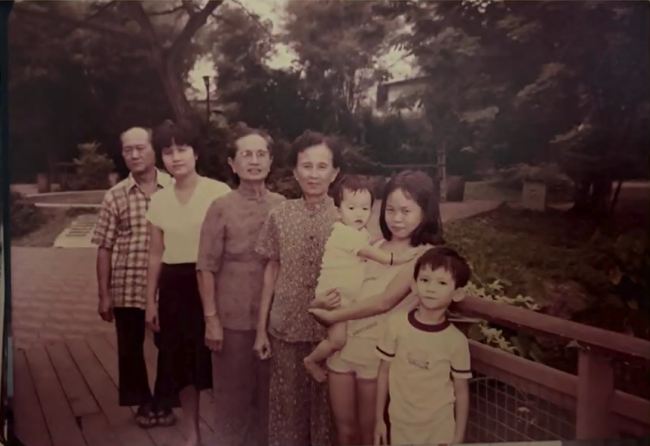 singaporean woman 110 (1)