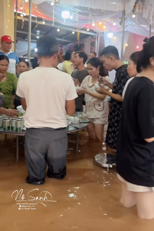 wedding floodwaters guests
