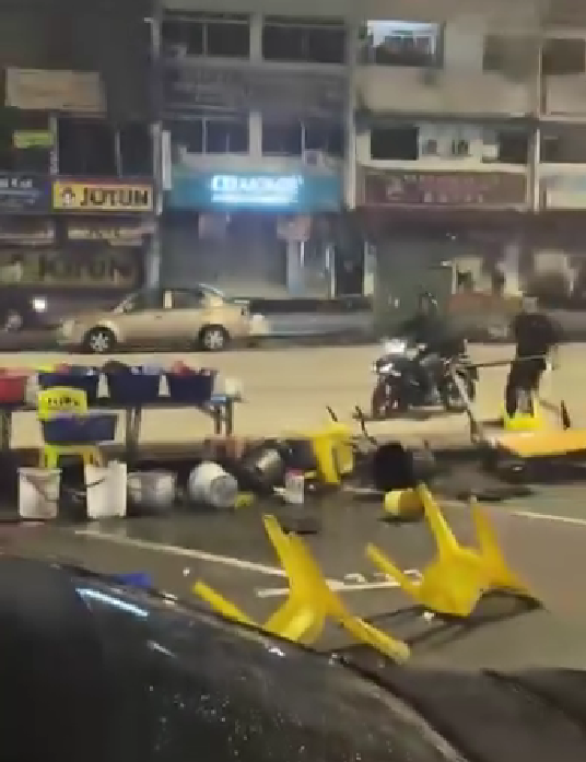 singapore-registered car rammed