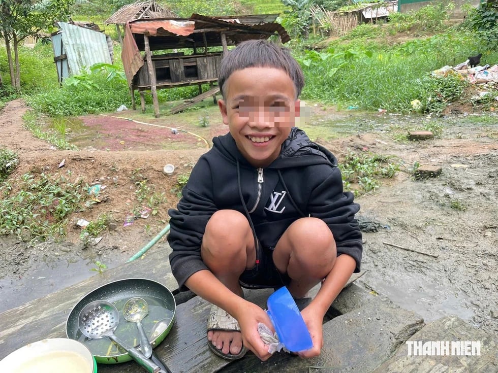boy 100km mother