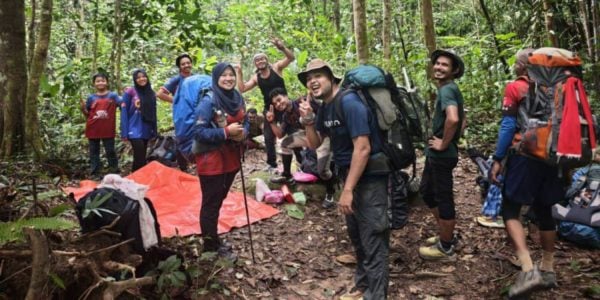 hikers found missing 6 days