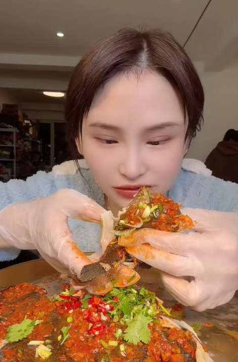 mukbang creator potassium