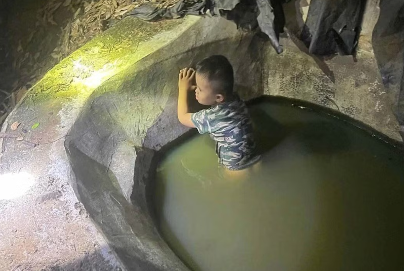 boy water tank